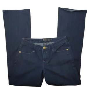 Lot 29 - tweety bird jeans size 9